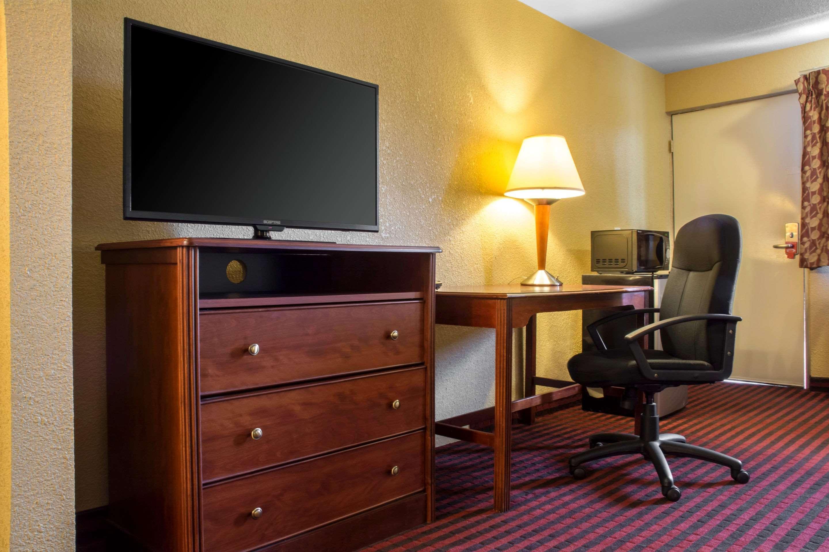 Econo Lodge Hotel Bradford Ngoại thất bức ảnh