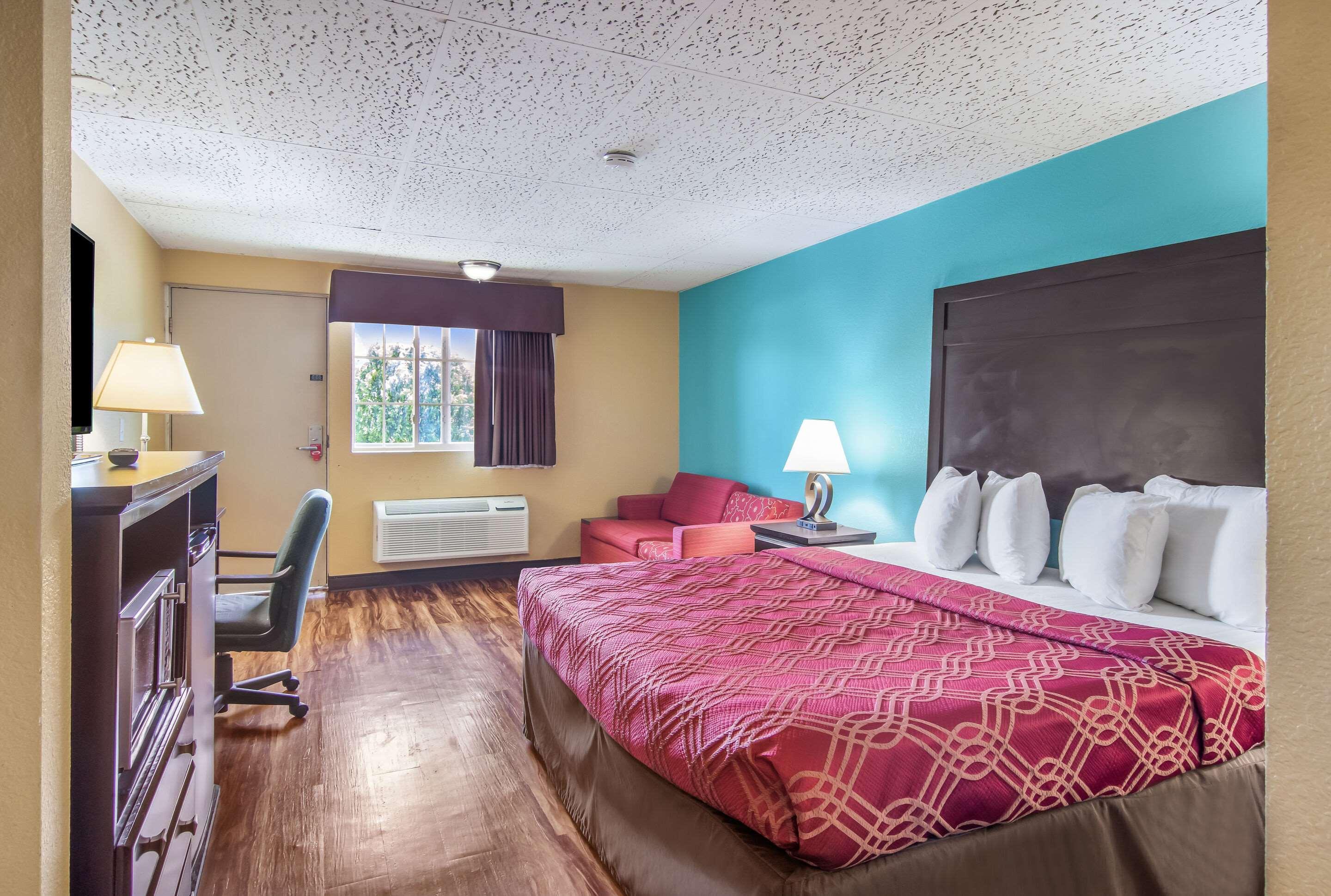 Econo Lodge Hotel Bradford Ngoại thất bức ảnh