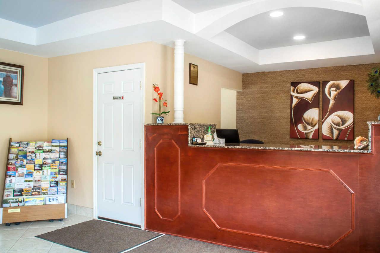 Econo Lodge Hotel Bradford Ngoại thất bức ảnh