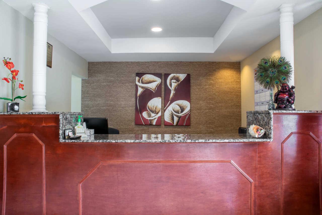 Econo Lodge Hotel Bradford Ngoại thất bức ảnh
